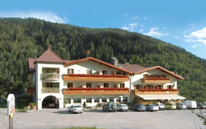 פלדאת'ורנס Hotel Schoberhof מראה חיצוני תמונה